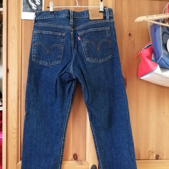 Levi's Blue wedgie straight high rise jeans - Picture 6 of 9